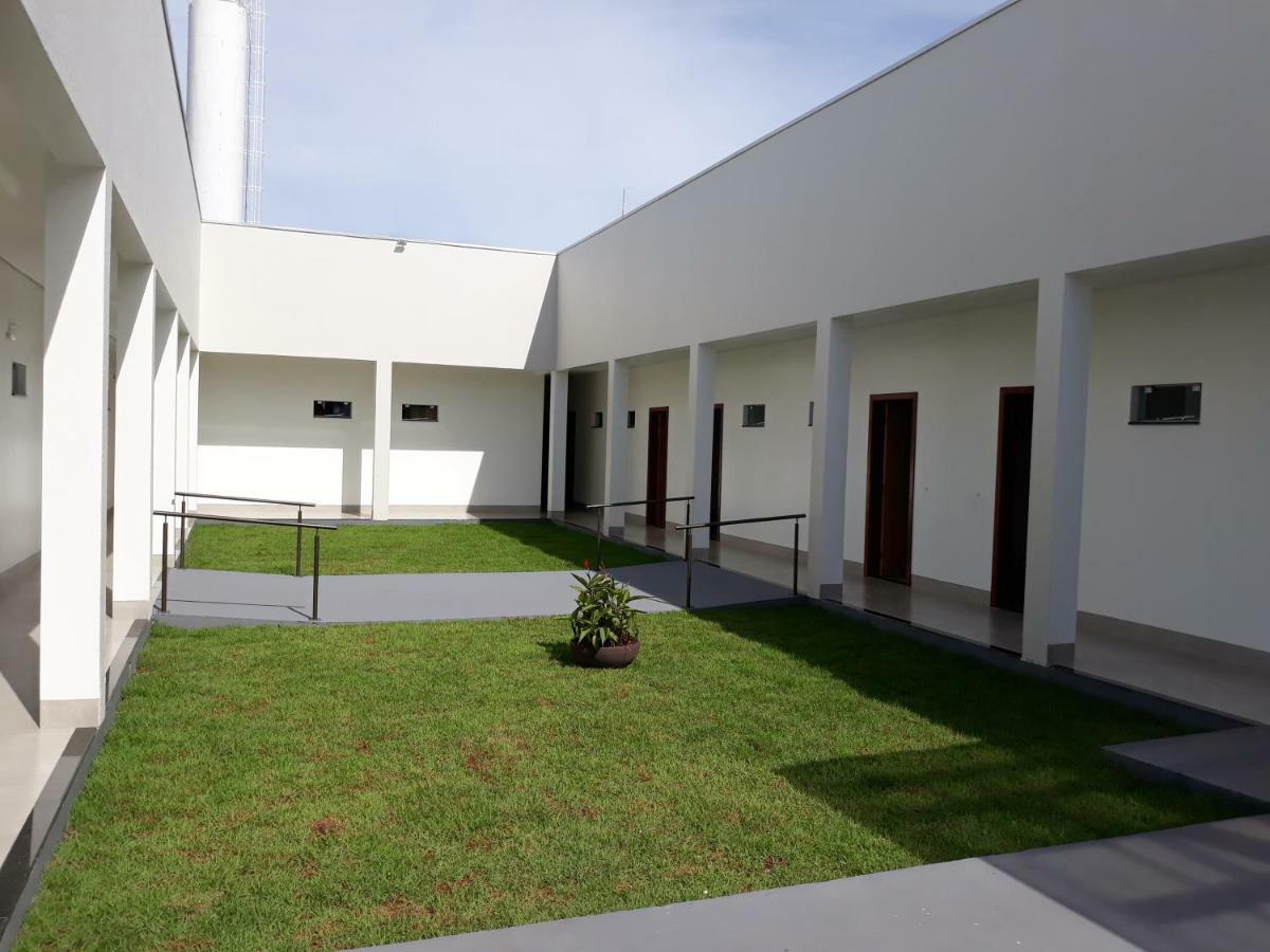 Hotel Villa Dos Parecis Diamantino Exteriör bild